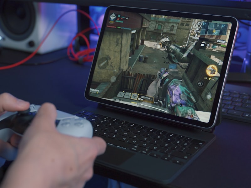 Coaching booths with dual-monitor VOD review